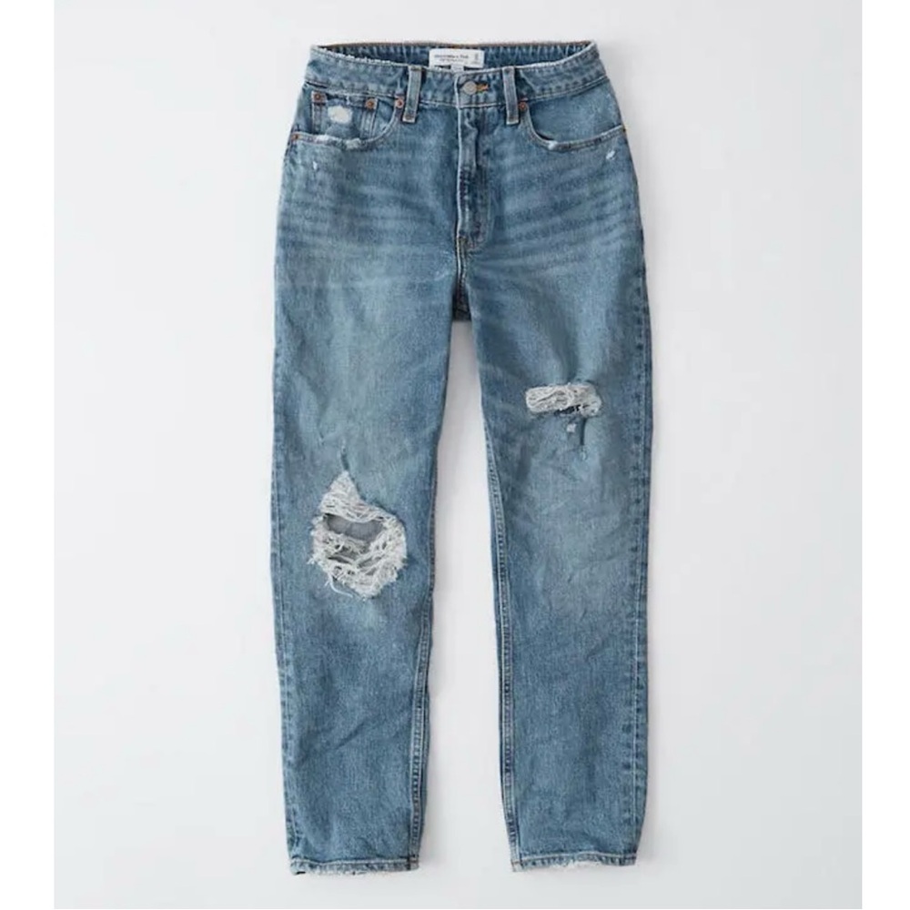 Abercrombie & Fitch High Rise Mom Distressed Medium Wash Jeans Size 33 | 16L